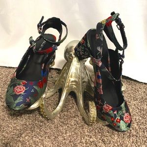 Indigo Rd Embroidered Heels